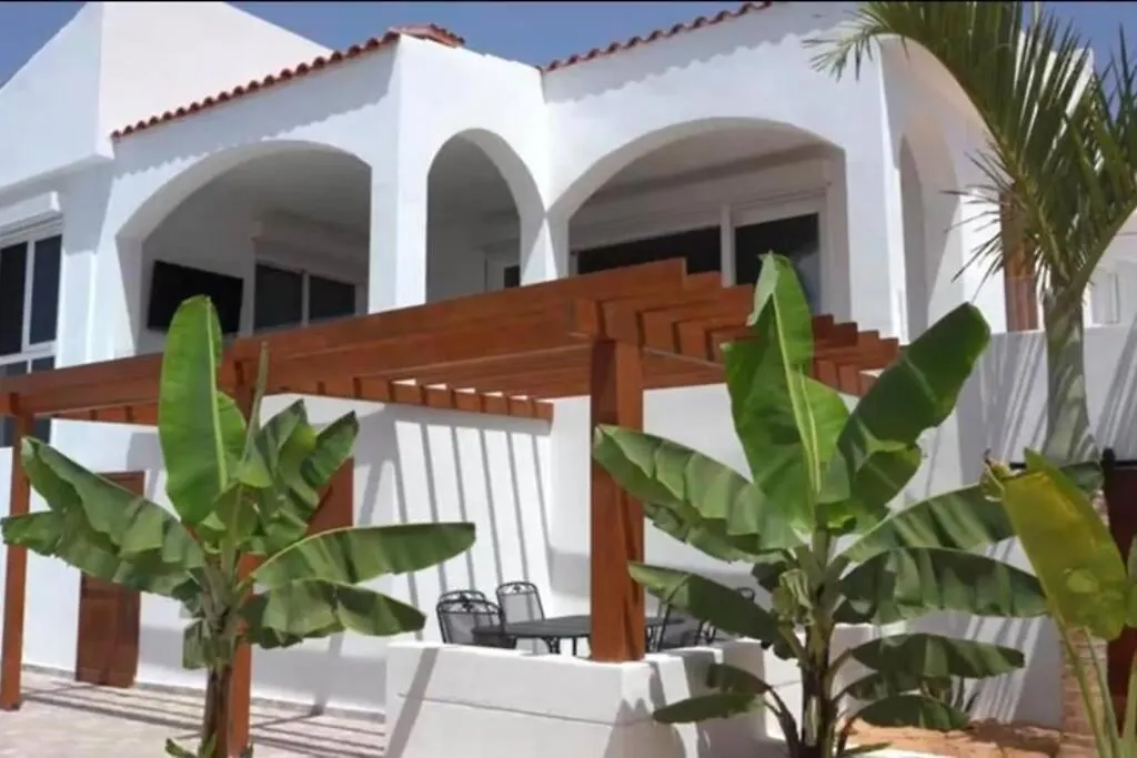 Gezellige Villa Met Prachtig Zicht En Zwembad Arona  Spain